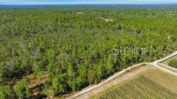 На продажу: $179,900 (5.21 acres)
