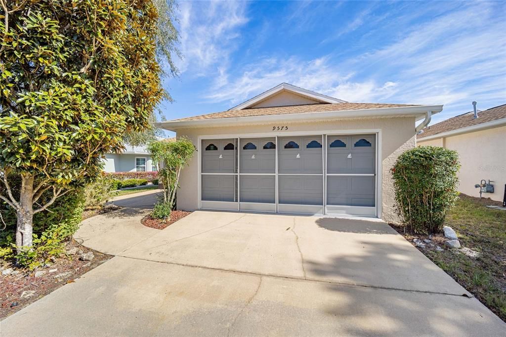 Под контрактом: $169,900 (2 спален, 2 ванн, 1414 Квадратных фут)