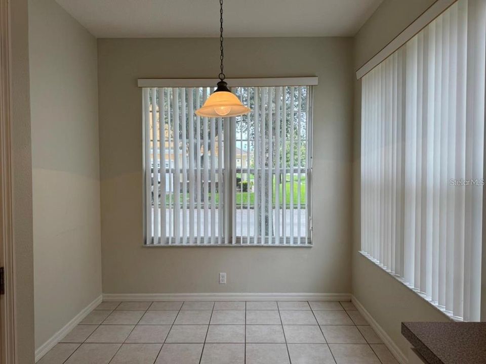 For Sale: $325,000 (3 beds, 2 baths, 2477 Square Feet)