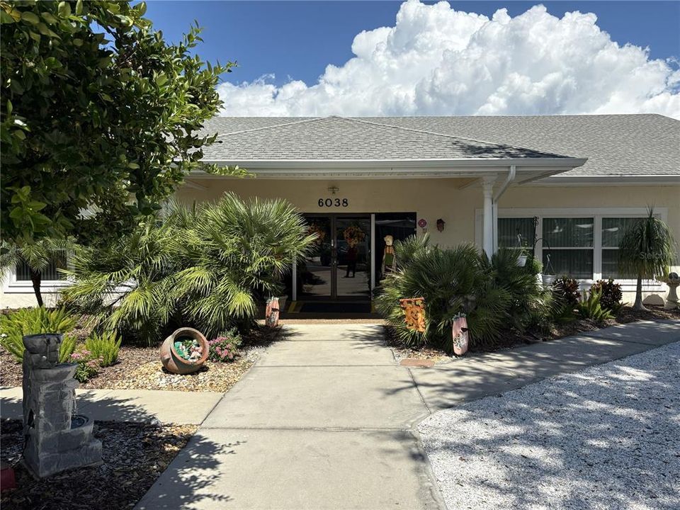 待售: $165,000 (2 贝兹, 2 浴室, 1248 平方英尺)