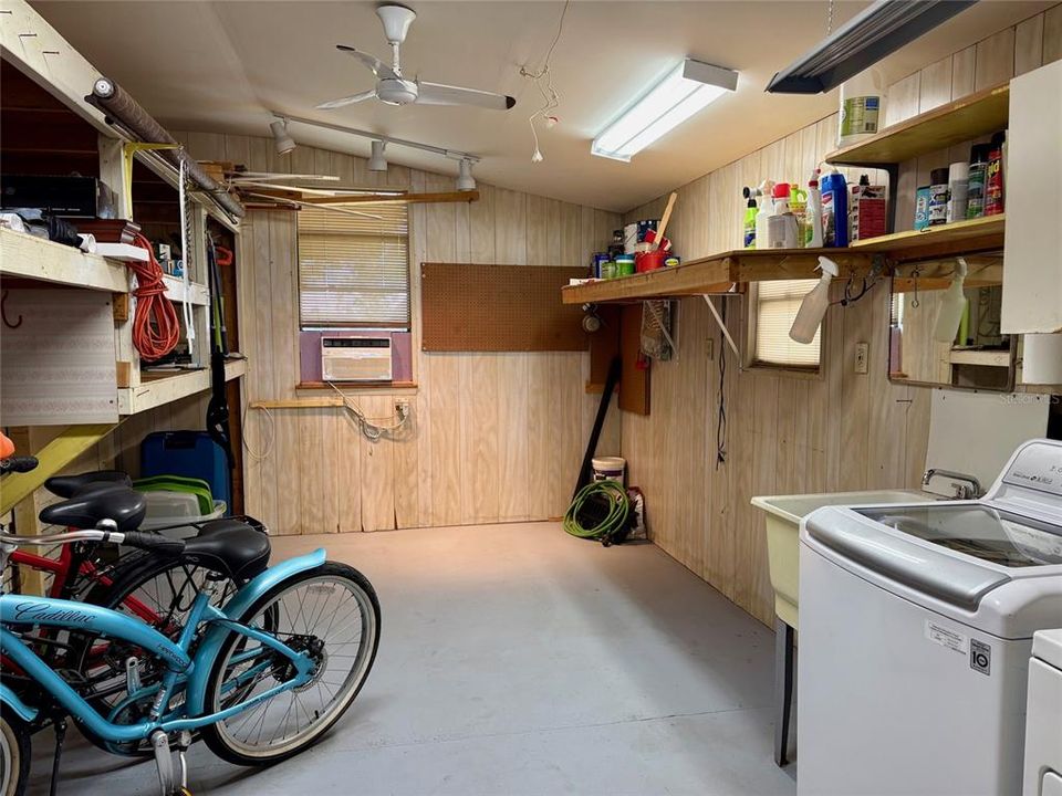 待售: $165,000 (2 贝兹, 2 浴室, 1248 平方英尺)