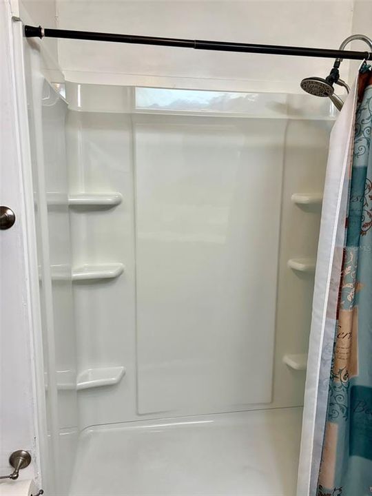 待售: $165,000 (2 贝兹, 2 浴室, 1248 平方英尺)