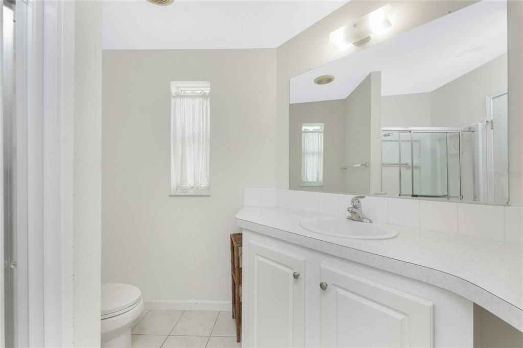 待售: $143,000 (2 贝兹, 2 浴室, 1413 平方英尺)