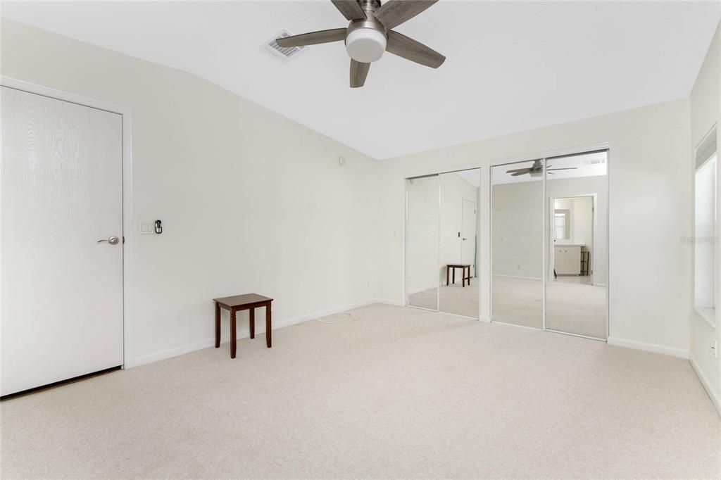 待售: $143,000 (2 贝兹, 2 浴室, 1413 平方英尺)