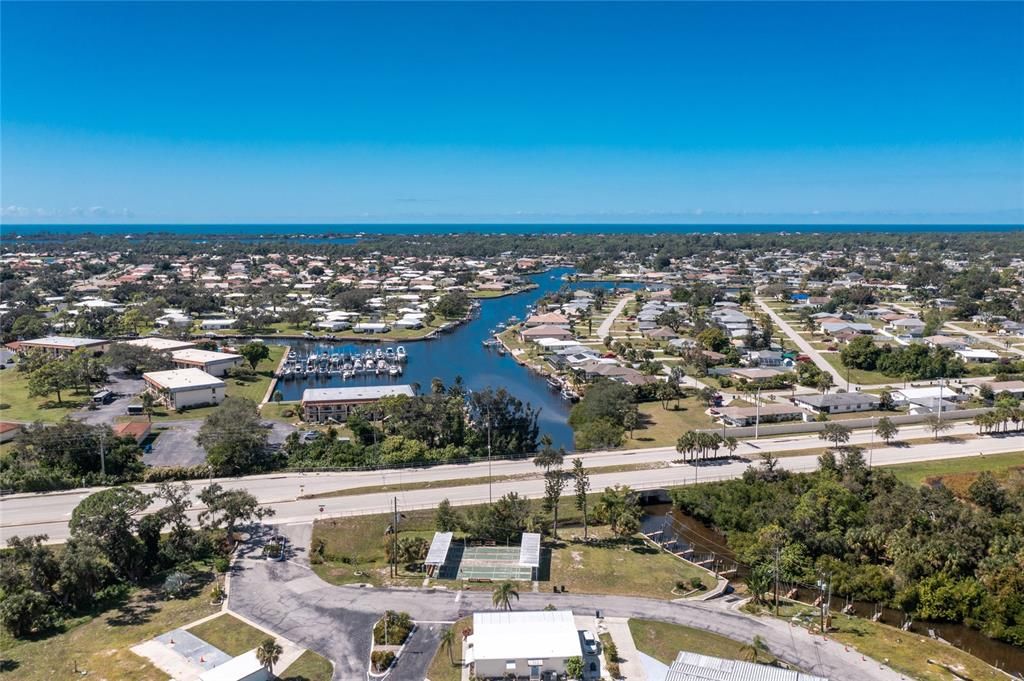 待售: $143,000 (2 贝兹, 2 浴室, 1413 平方英尺)