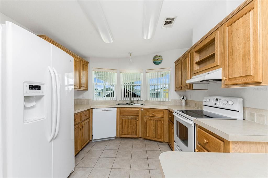 待售: $143,000 (2 贝兹, 2 浴室, 1413 平方英尺)