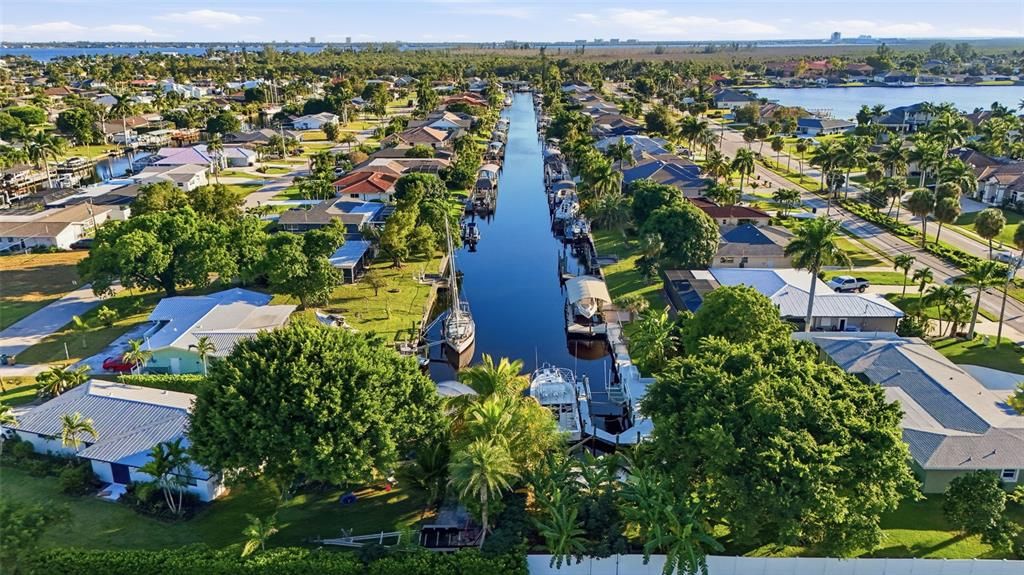 На продажу: $749,000 (3 спален, 2 ванн, 1289 Квадратных фут)