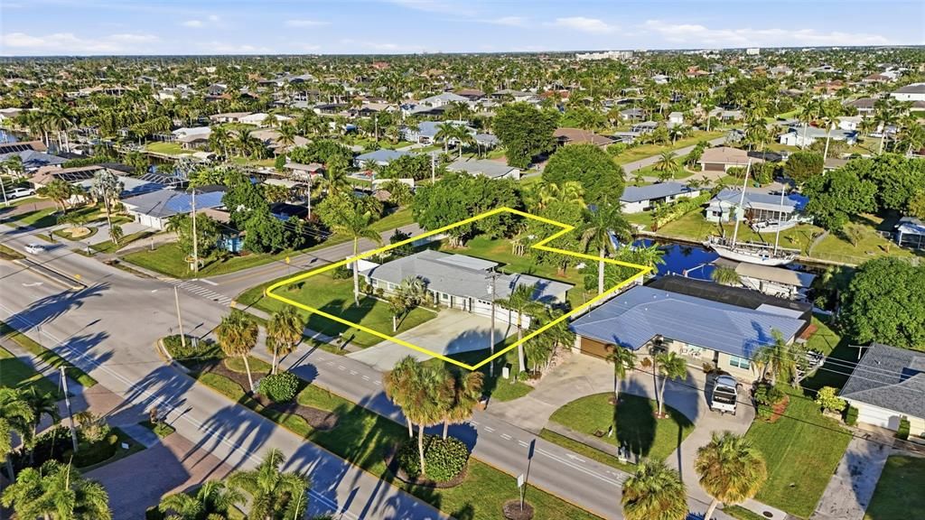 На продажу: $749,000 (3 спален, 2 ванн, 1289 Квадратных фут)