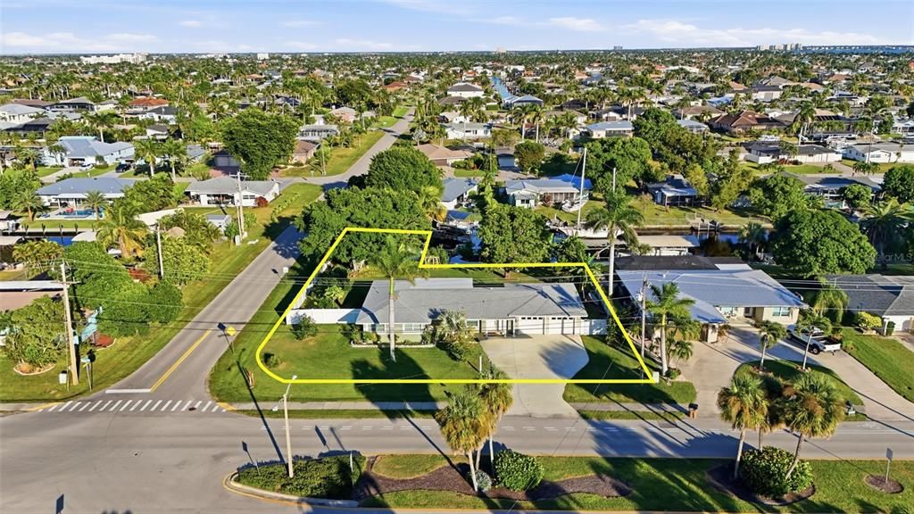 На продажу: $749,000 (3 спален, 2 ванн, 1289 Квадратных фут)