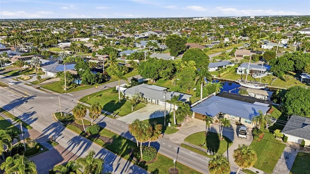 На продажу: $749,000 (3 спален, 2 ванн, 1289 Квадратных фут)