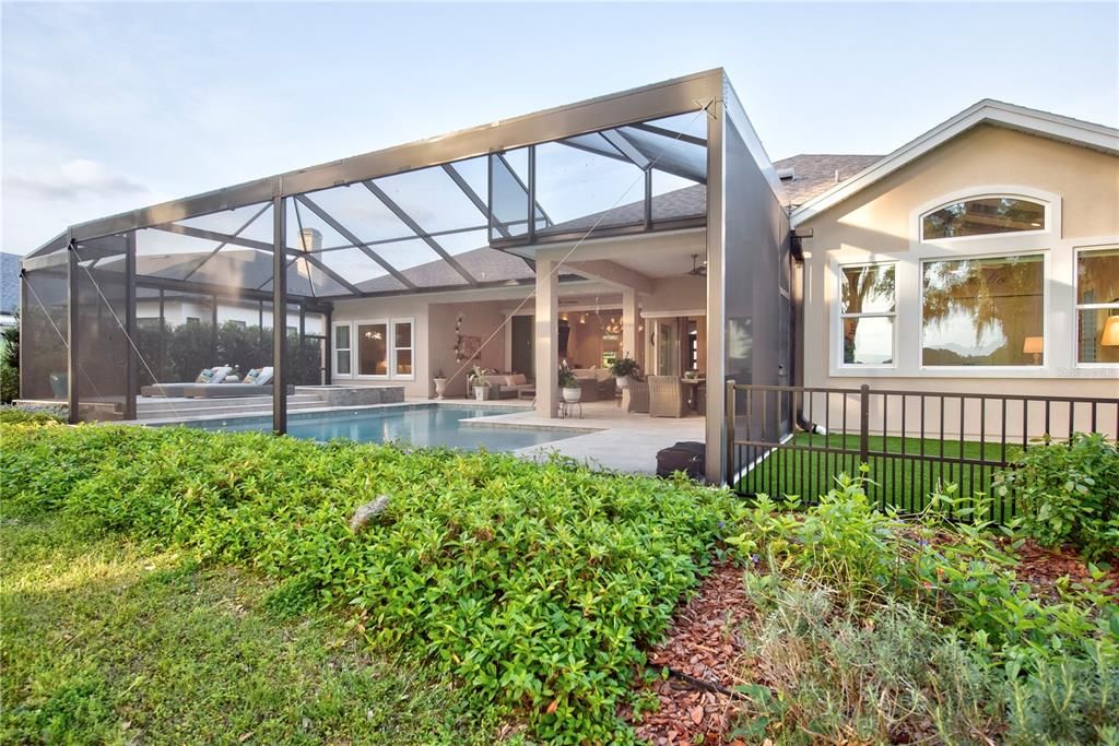 For Sale: $1,700,000 (4 beds, 3 baths, 3449 Square Feet)