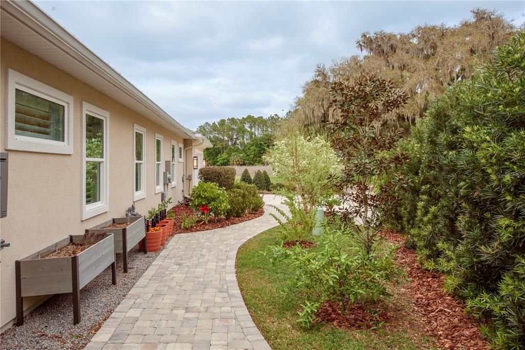 For Sale: $1,700,000 (4 beds, 3 baths, 3449 Square Feet)