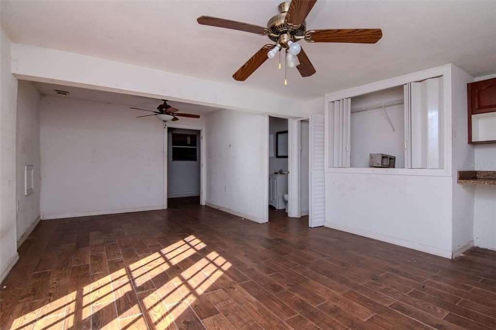 Active With Contract: $329,000 (3 beds, 1 baths, 1744 Square Feet)