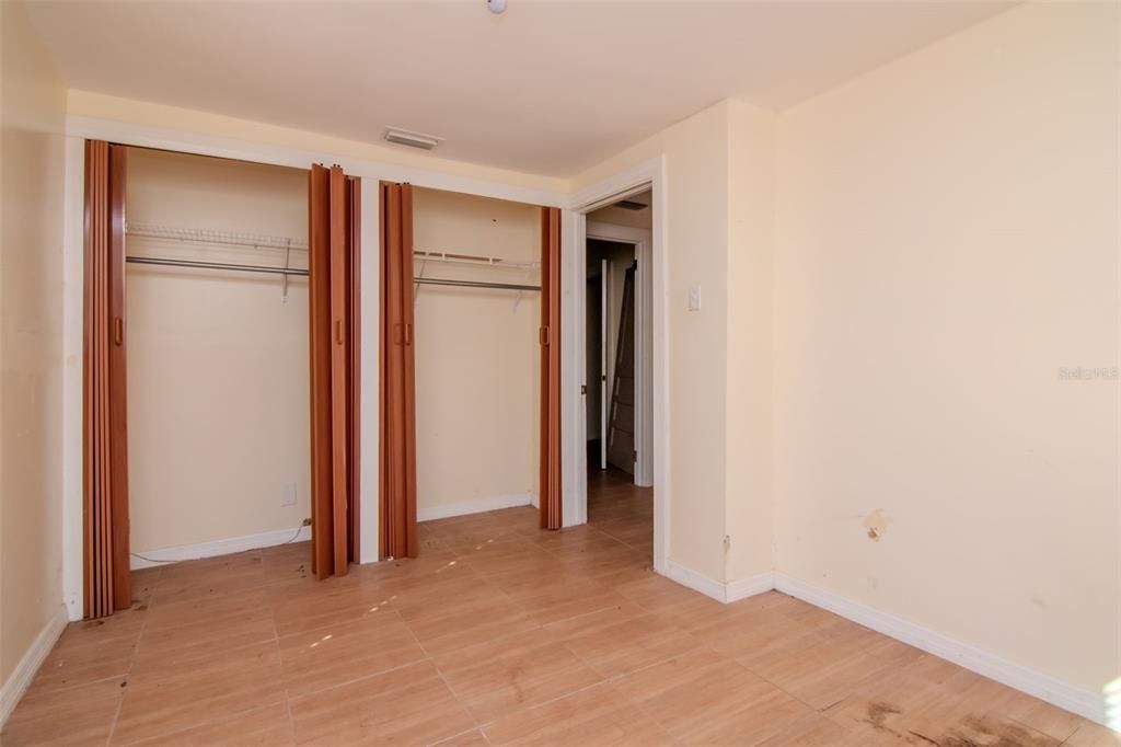 Active With Contract: $329,000 (3 beds, 1 baths, 1744 Square Feet)