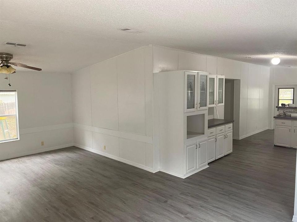 En Renta: $2,050 (3 camas, 2 baños, 1265 Pies cuadrados)