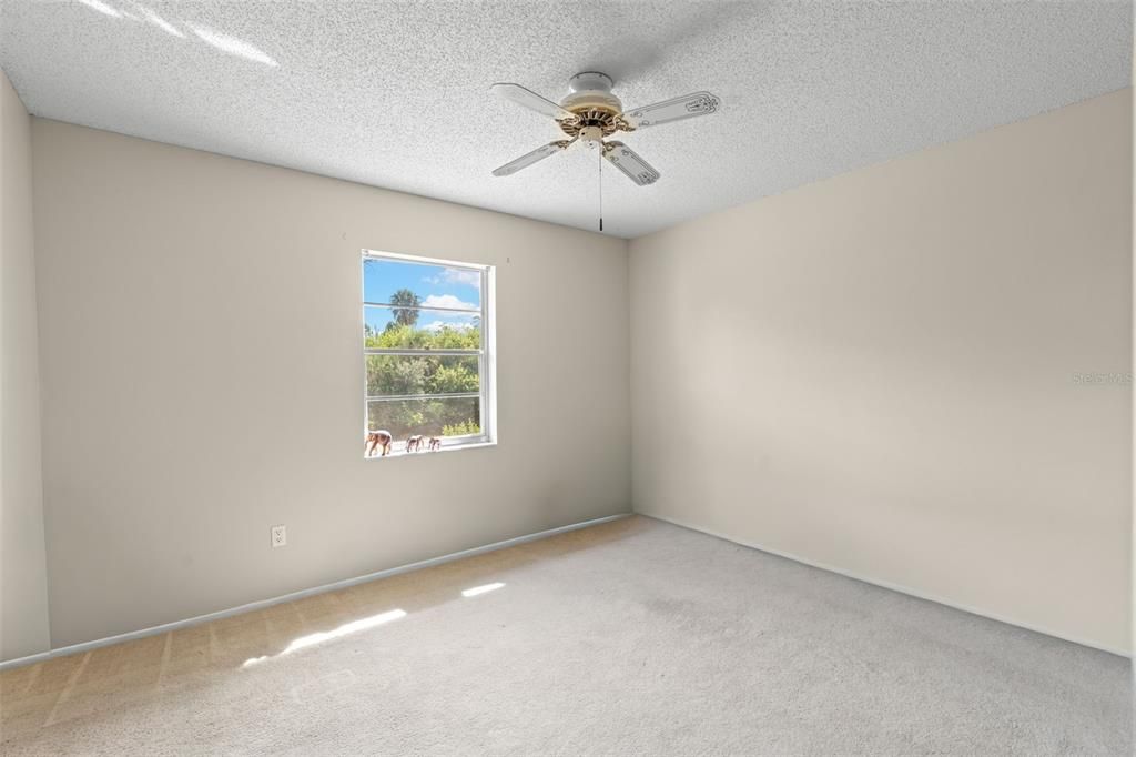 Active With Contract: $350,000 (3 beds, 2 baths, 1708 Square Feet)