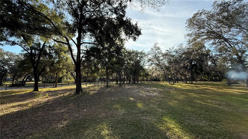 En Venta: $729,000 (3 camas, 3 baños, 2393 Pies cuadrados)