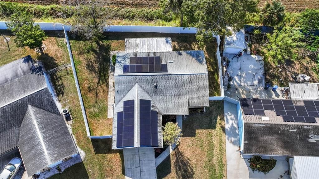 For Sale: $310,900 (3 beds, 2 baths, 1371 Square Feet)