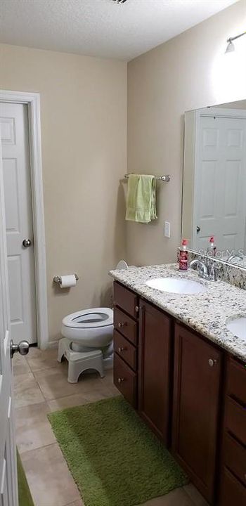 En Renta: $2,800 (4 camas, 2 baños, 2148 Pies cuadrados)