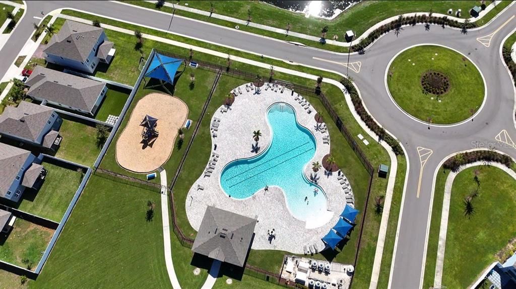 На продажу: $439,990 (4 спален, 3 ванн, 2336 Квадратных фут)