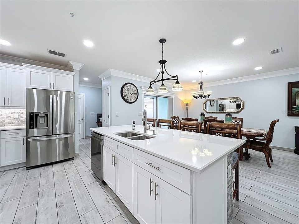 For Sale: $320,500 (3 beds, 2 baths, 1695 Square Feet)