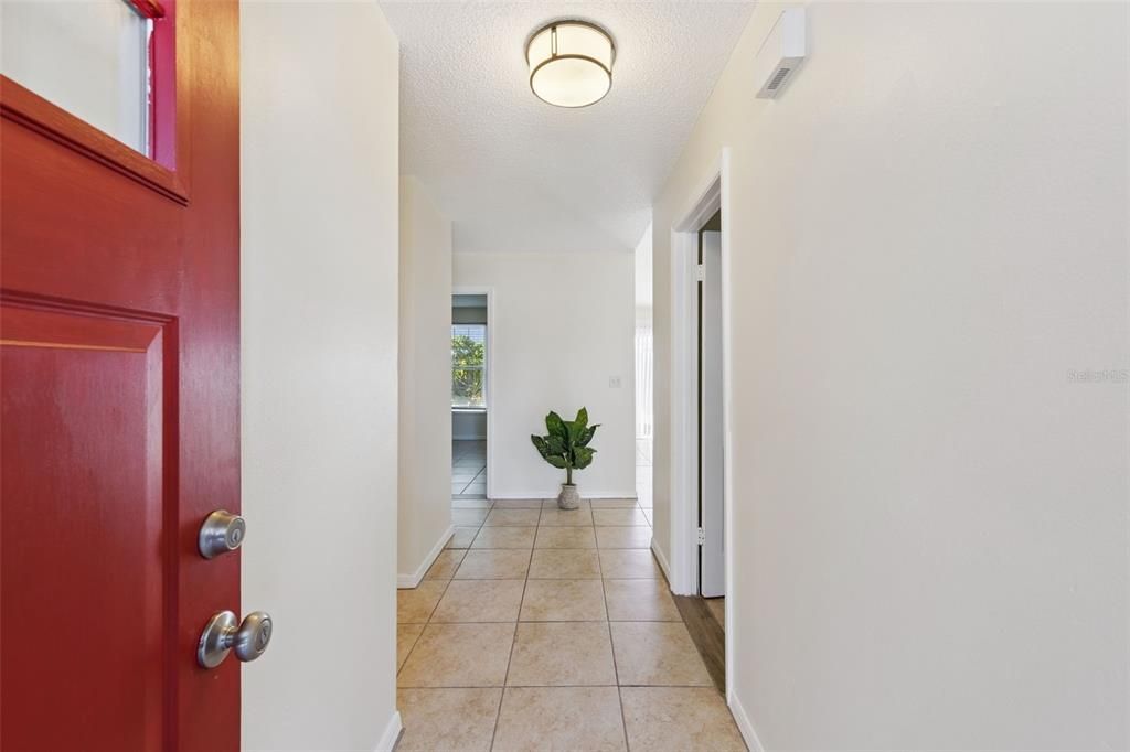 出租: $1,950 (3 贝兹, 2 浴室, 1052 平方英尺)