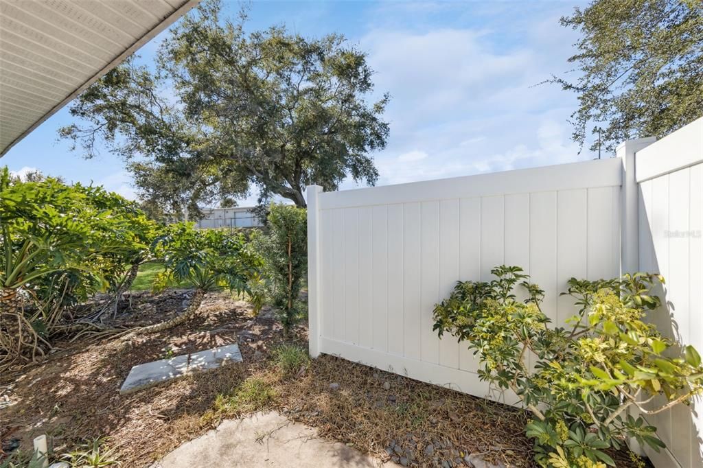 出租: $1,950 (3 贝兹, 2 浴室, 1052 平方英尺)