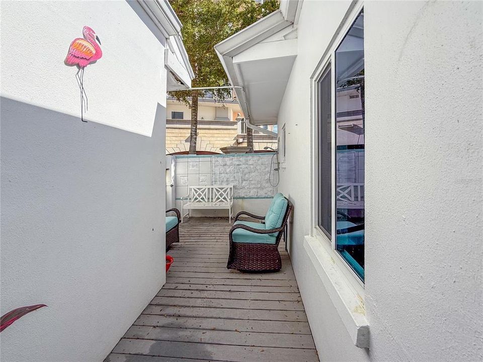 For Sale: $1,350,000 (3 beds, 2 baths, 1705 Square Feet)