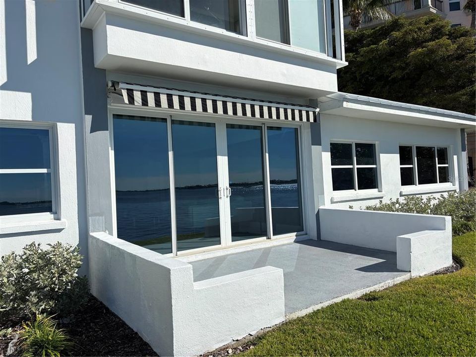 For Sale: $1,350,000 (3 beds, 2 baths, 1705 Square Feet)