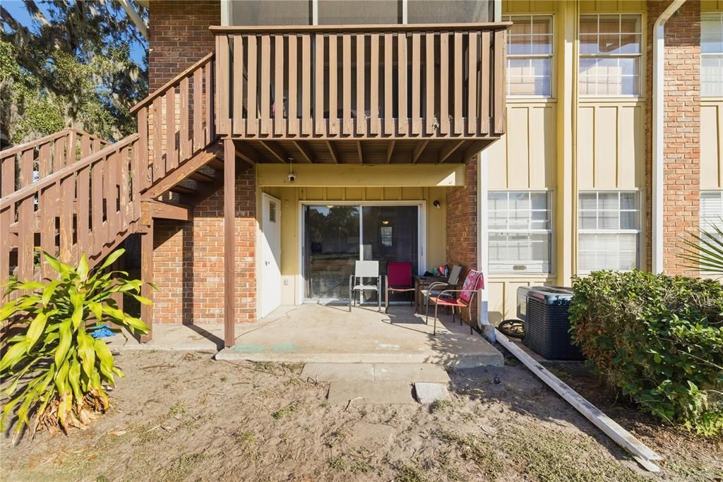 待售: $109,000 (2 贝兹, 2 浴室, 1062 平方英尺)