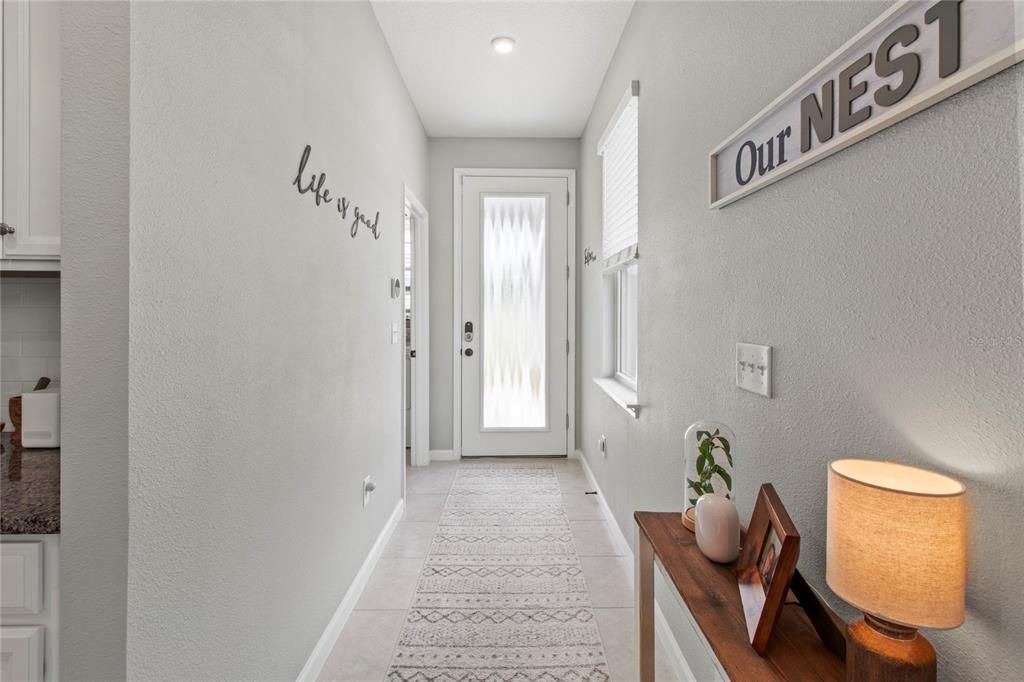 Activo con contrato: $329,000 (3 camas, 2 baños, 1509 Pies cuadrados)