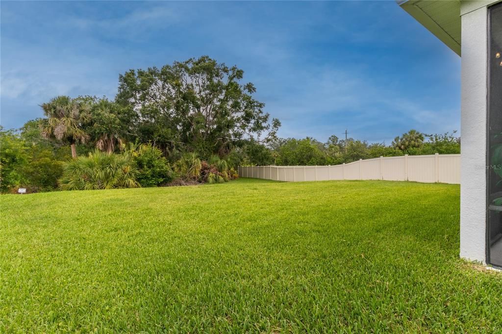 Activo con contrato: $329,000 (3 camas, 2 baños, 1509 Pies cuadrados)