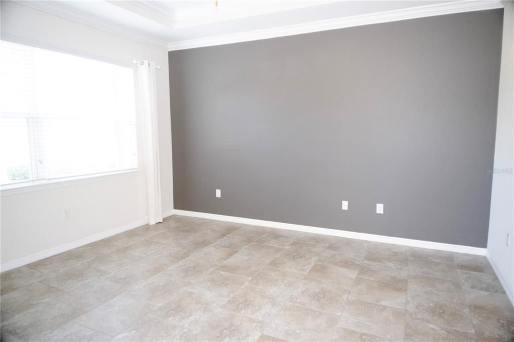 出租: $3,000 (3 贝兹, 2 浴室, 1984 平方英尺)