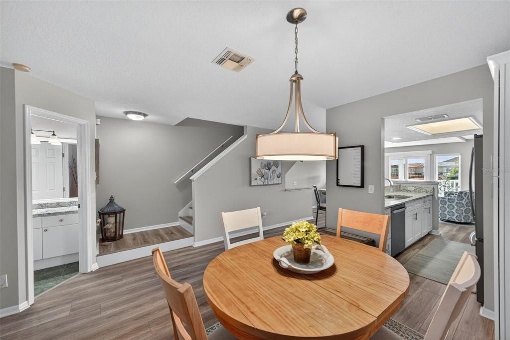 For Sale: $575,000 (2 beds, 2 baths, 1465 Square Feet)