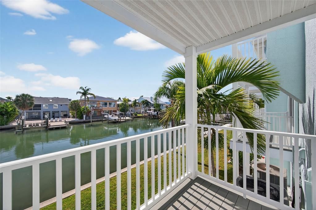 For Sale: $575,000 (2 beds, 2 baths, 1465 Square Feet)