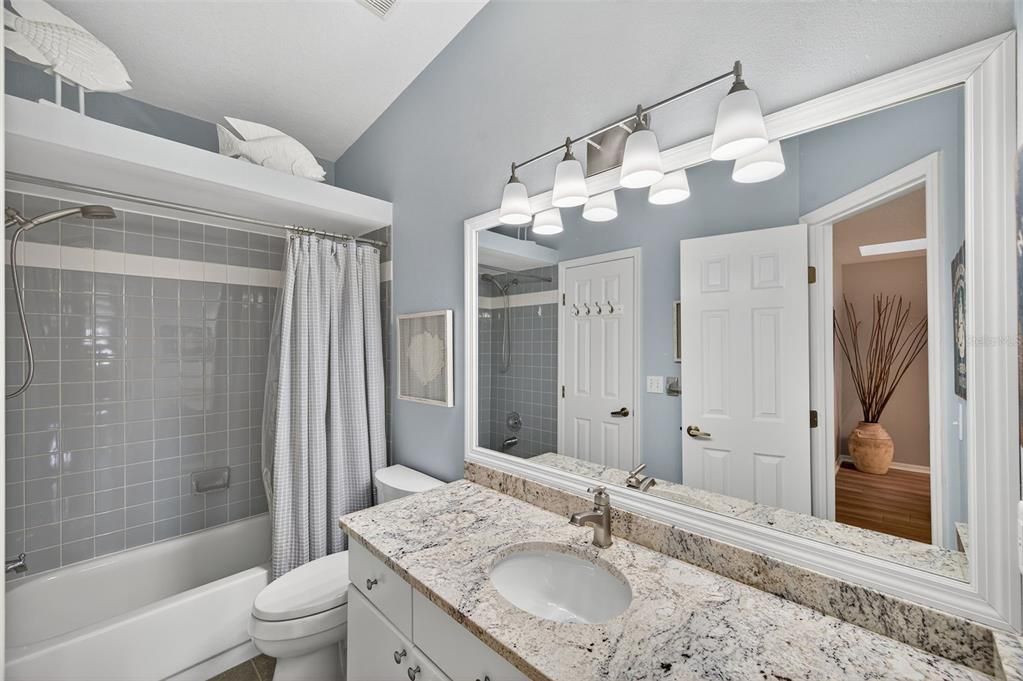 For Sale: $575,000 (2 beds, 2 baths, 1465 Square Feet)