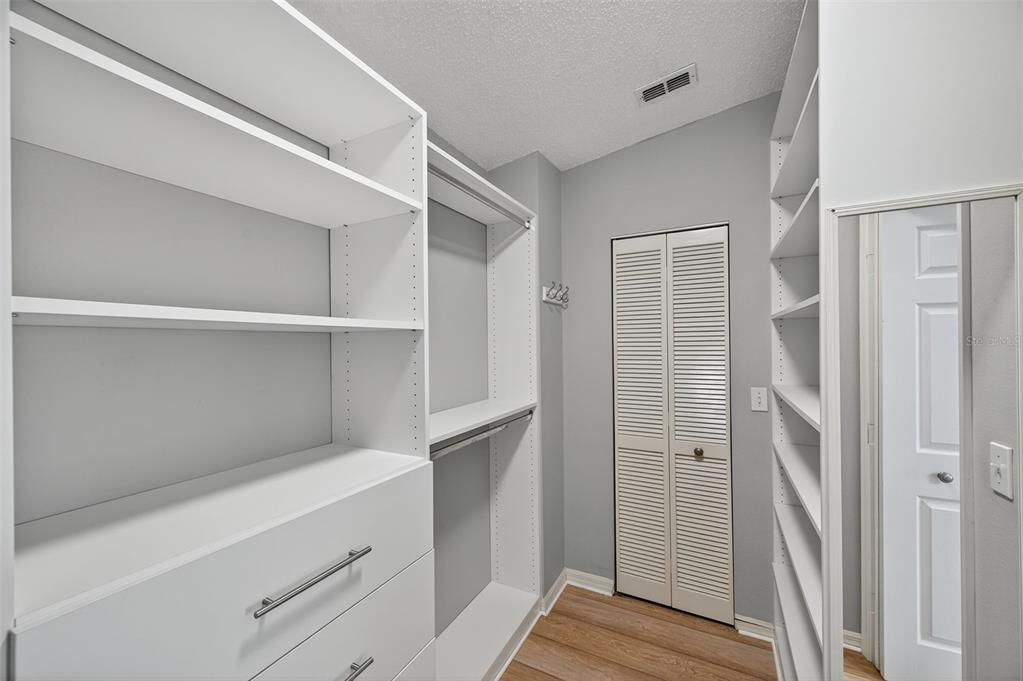 For Sale: $575,000 (2 beds, 2 baths, 1465 Square Feet)