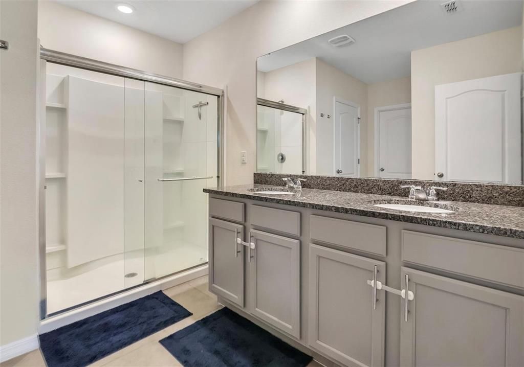 На продажу: $410,000 (4 спален, 2 ванн, 1830 Квадратных фут)