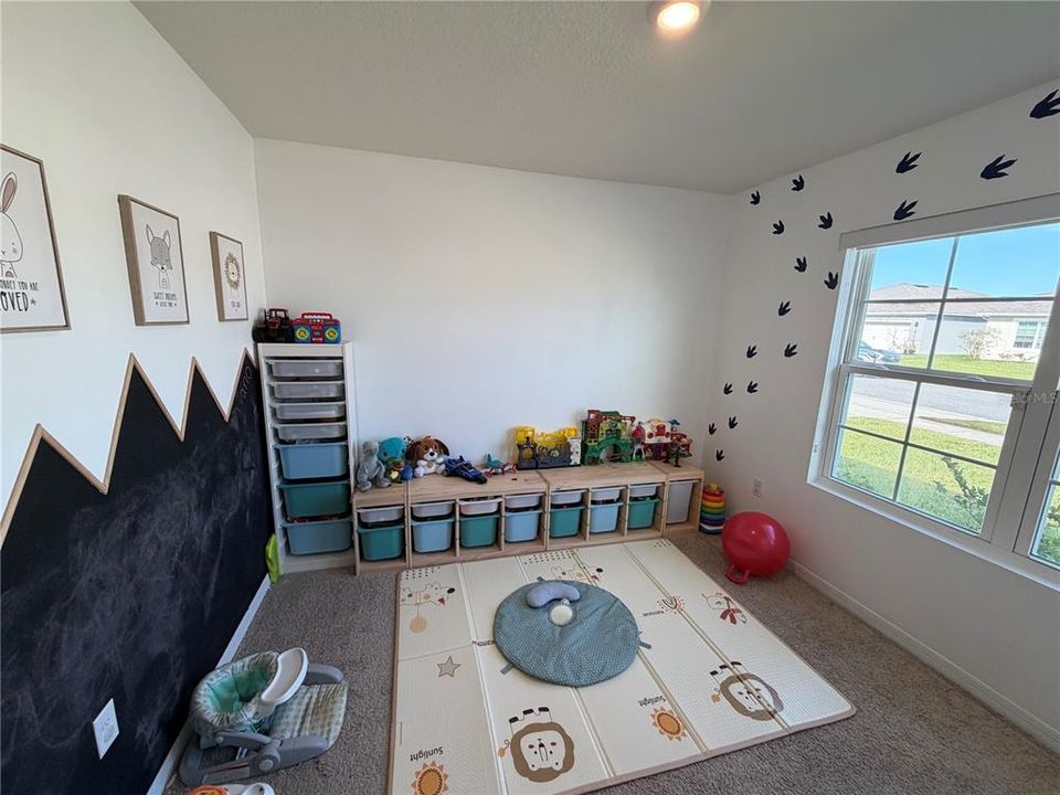 На продажу: $410,000 (4 спален, 2 ванн, 1830 Квадратных фут)