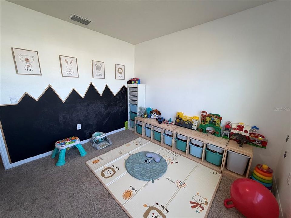 На продажу: $410,000 (4 спален, 2 ванн, 1830 Квадратных фут)