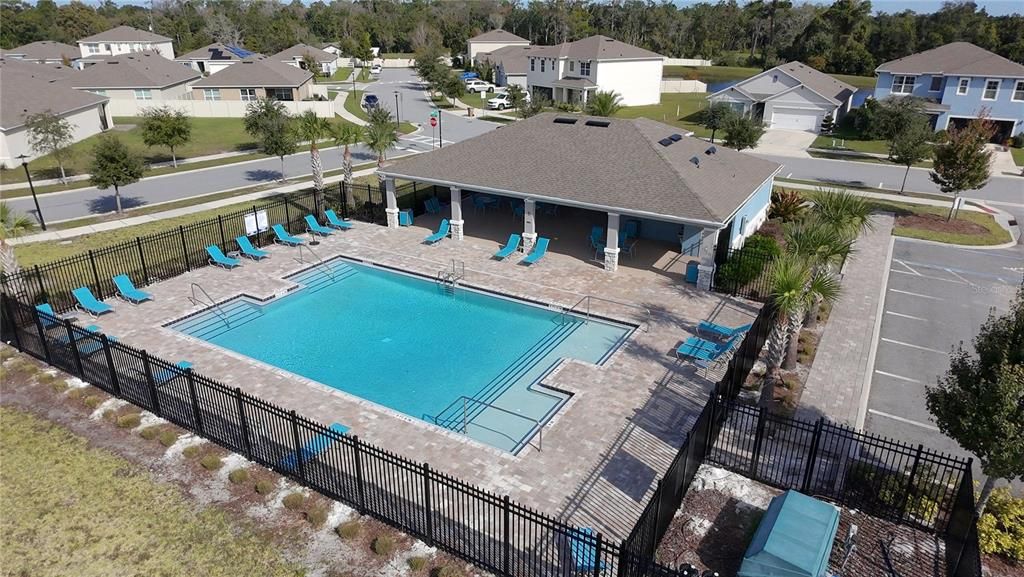 На продажу: $410,000 (4 спален, 2 ванн, 1830 Квадратных фут)