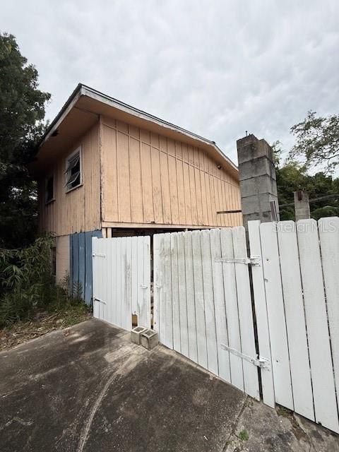 На продажу: $239,900 (3 спален, 2 ванн, 1152 Квадратных фут)