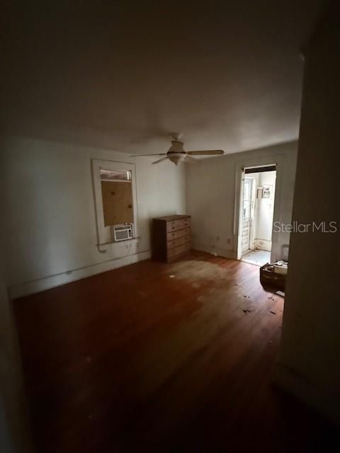 На продажу: $239,900 (3 спален, 2 ванн, 1152 Квадратных фут)