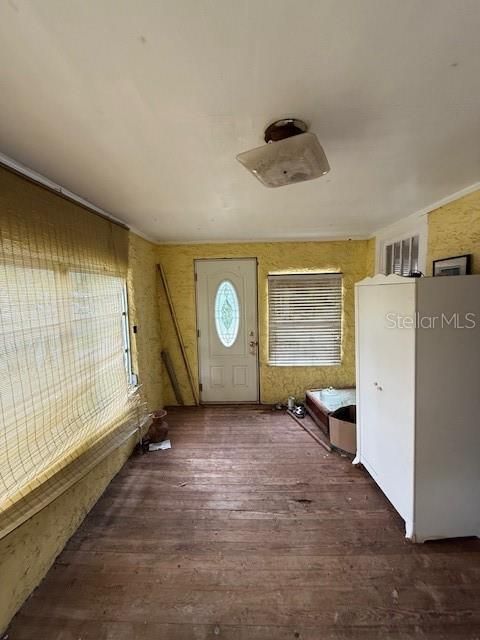 На продажу: $239,900 (3 спален, 2 ванн, 1152 Квадратных фут)