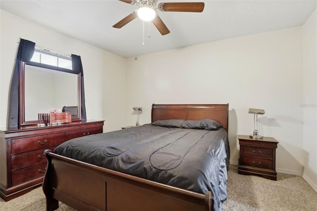 For Sale: $310,000 (3 beds, 2 baths, 1696 Square Feet)