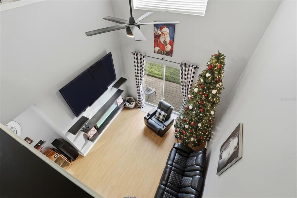 For Sale: $310,000 (3 beds, 2 baths, 1696 Square Feet)