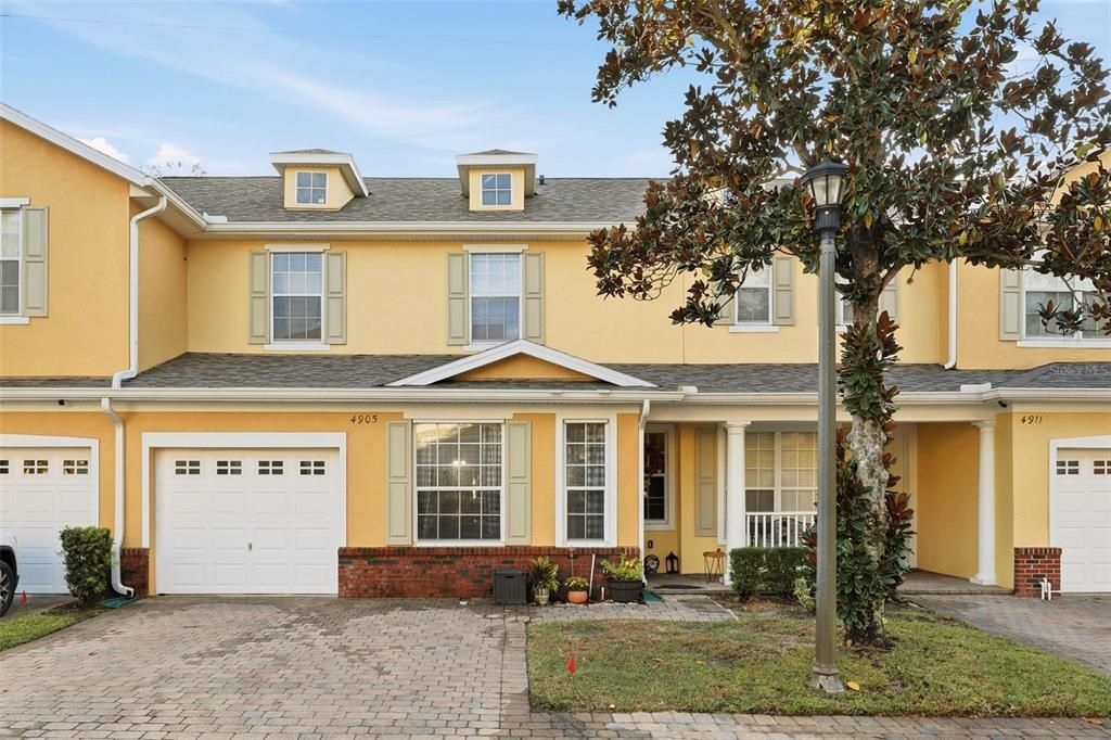 For Sale: $310,000 (3 beds, 2 baths, 1696 Square Feet)