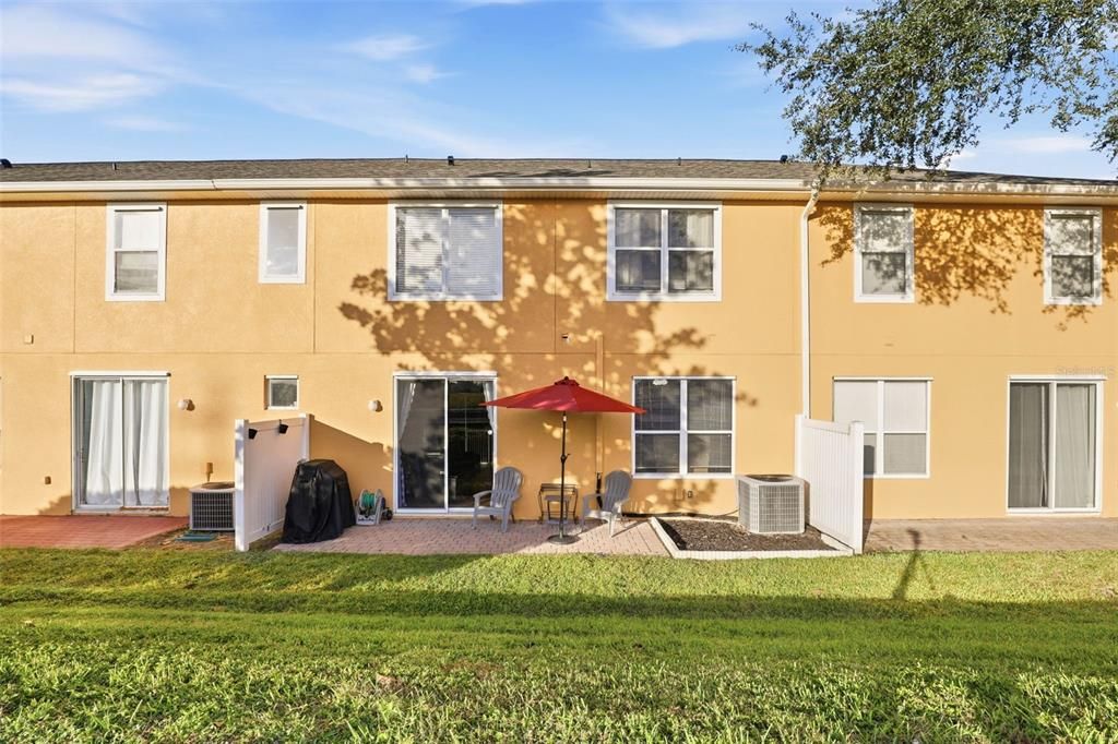 For Sale: $310,000 (3 beds, 2 baths, 1696 Square Feet)