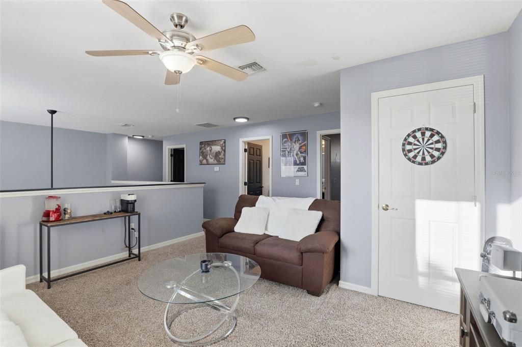 For Sale: $310,000 (3 beds, 2 baths, 1696 Square Feet)