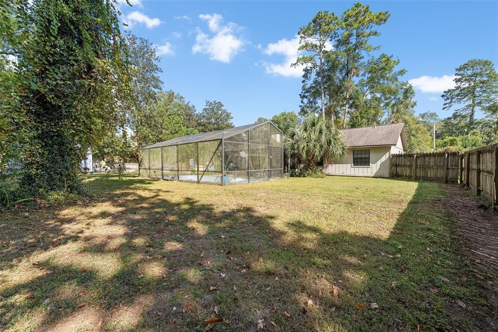 待售: $320,000 (3 贝兹, 2 浴室, 2212 平方英尺)